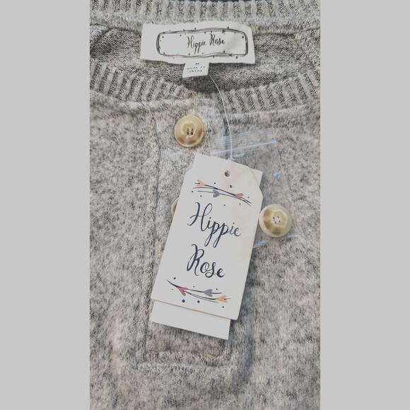 NEW Super Cute Hippie Rose Soft & Cozy Gray Crop Sweater Size MEDIUM - Picture 4 of 5